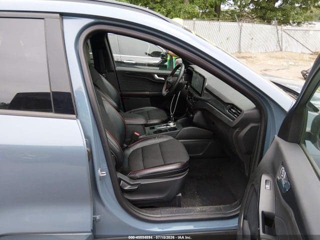 2024 FORD ESCAPE ST-LINE 5