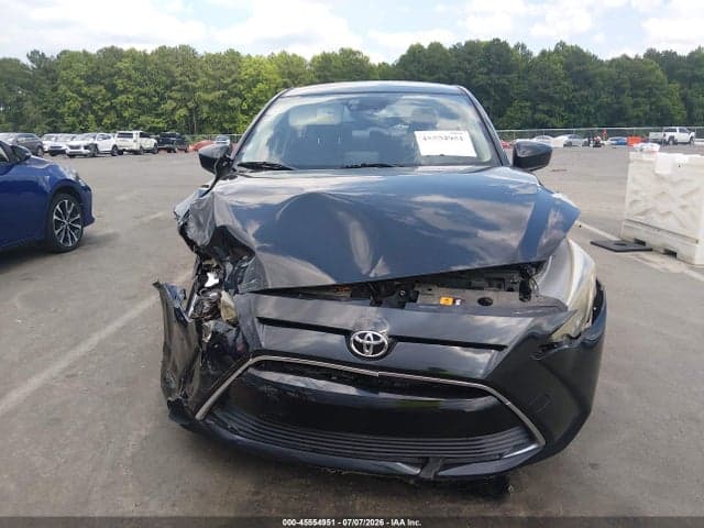 2018 TOYOTA YARIS IA 13