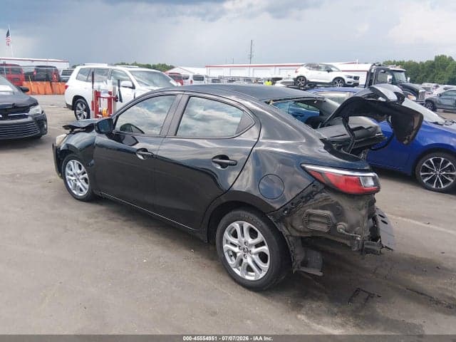 2018 TOYOTA YARIS IA 3