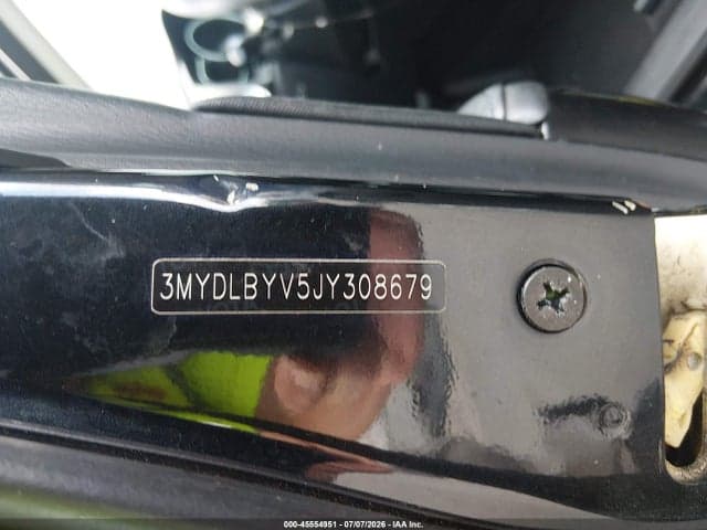 2018 TOYOTA YARIS IA 9