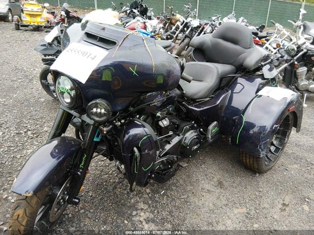 2025 HARLEY-DAVIDSON FLHTCUTG 2