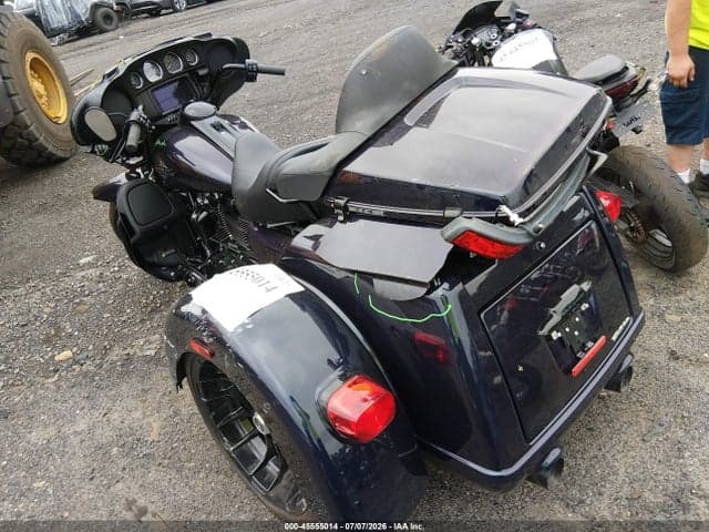 2025 HARLEY-DAVIDSON FLHTCUTG 3
