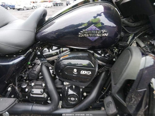 2025 HARLEY-DAVIDSON FLHTCUTG 8
