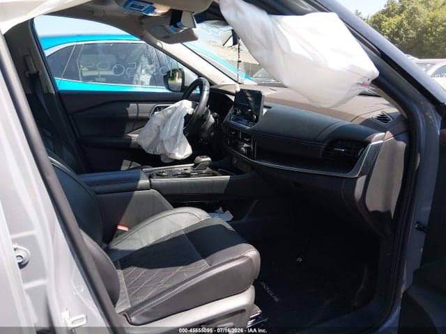 2023 NISSAN ROGUE PLATINUM INTELLIGENT AWD 5