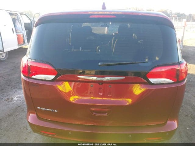 2018 CHRYSLER PACIFICA LX 16