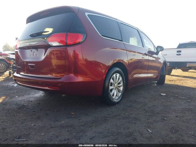 2018 CHRYSLER PACIFICA LX 4