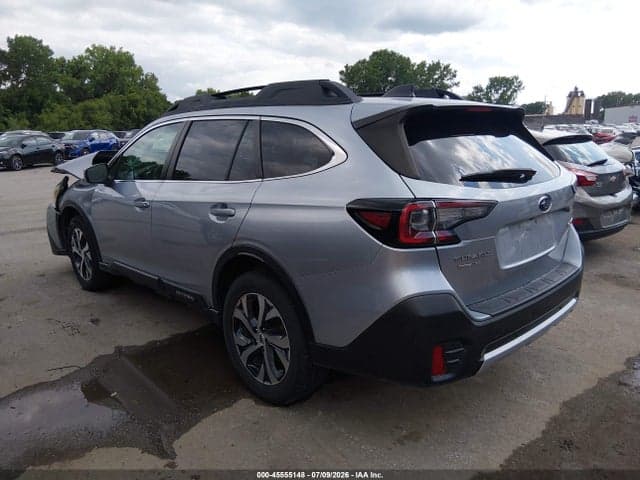 2021 SUBARU OUTBACK LIMITED 3
