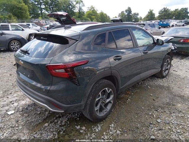 2025 CHEVROLET TRAX FWD LT 4