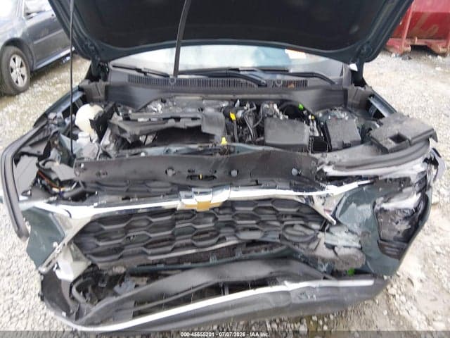 2025 CHEVROLET TRAX FWD LT 6