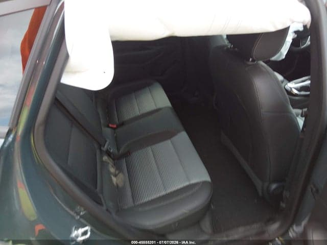 2025 CHEVROLET TRAX FWD LT 8