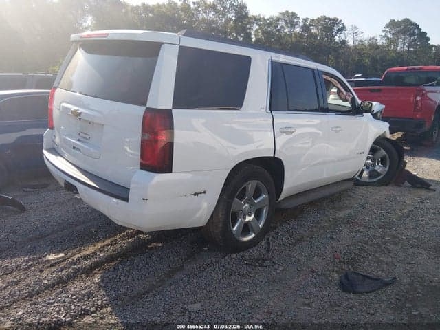 2017 CHEVROLET TAHOE LT 4