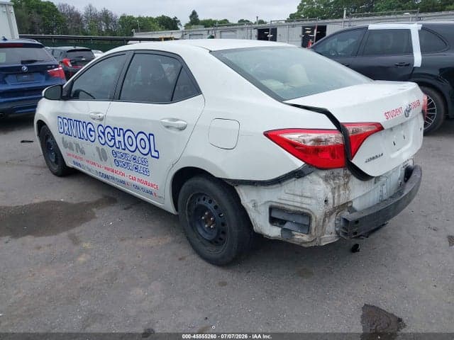 2017 TOYOTA COROLLA LE 3