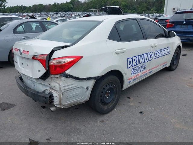 2017 TOYOTA COROLLA LE 4