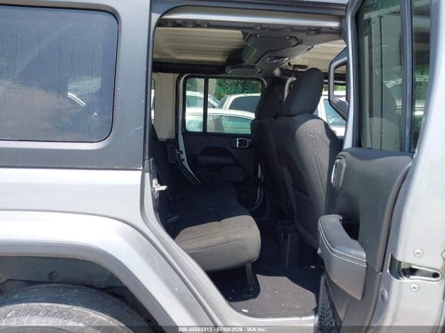 2020 JEEP WRANGLER UNLIMITED SAHARA 4X4 8