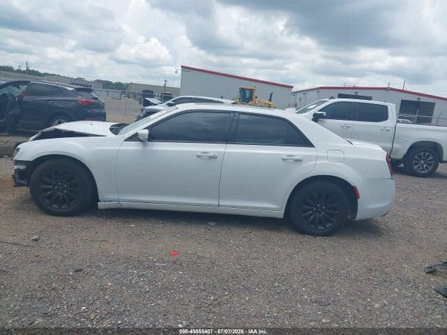 2017 CHRYSLER 300 LIMITED 14