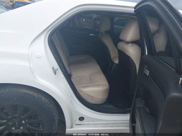 2017 CHRYSLER 300 LIMITED 8
