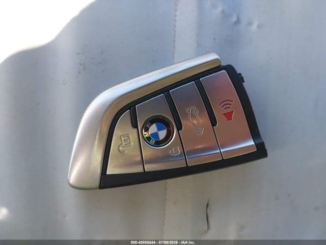 2019 BMW 540I 11