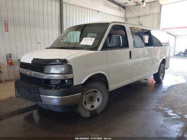 2017 CHEVROLET EXPRESS 3500 LT 2