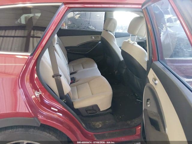 2018 HYUNDAI SANTA FE SE 8