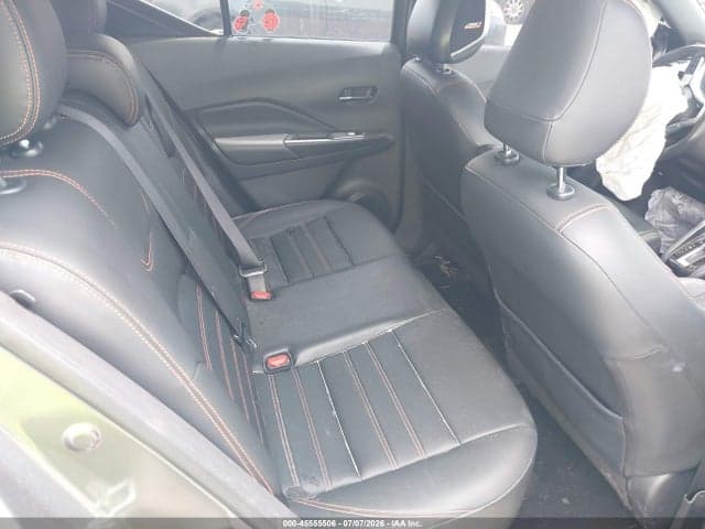 2019 NISSAN KICKS SR 8