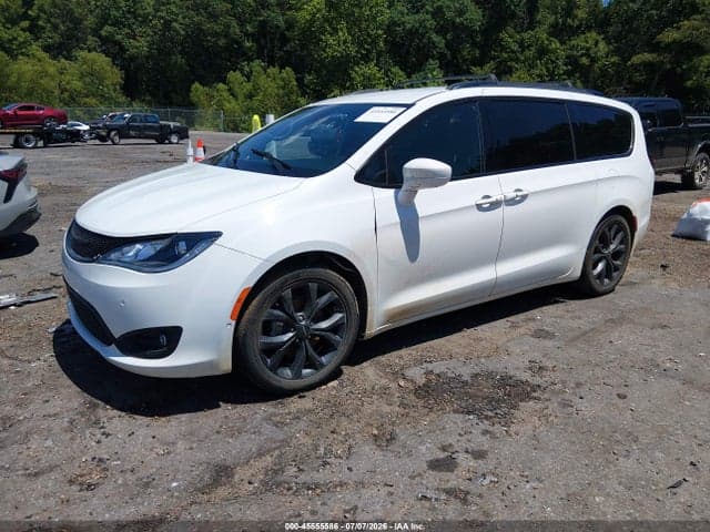 2019 CHRYSLER PACIFICA TOURING L 2