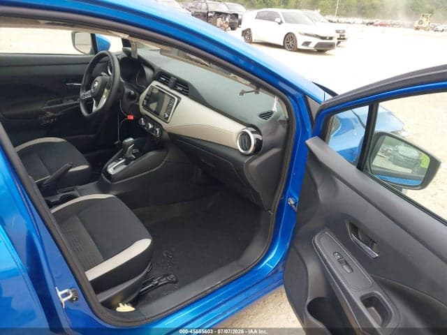 2021 NISSAN VERSA SV XTRONIC CVT 5