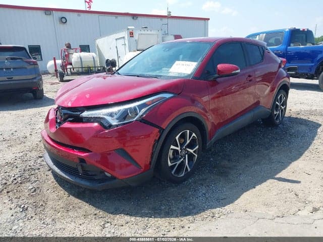 2018 TOYOTA C-HR XLE 2