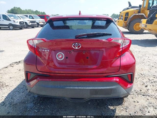 2018 TOYOTA C-HR XLE 16