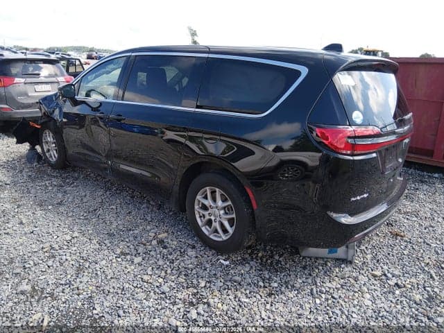 2024 CHRYSLER PACIFICA TOURING L 3
