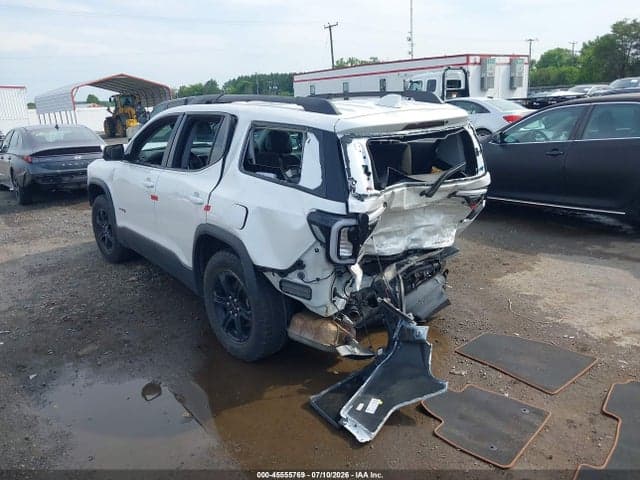 2023 GMC ACADIA AWD AT4 3