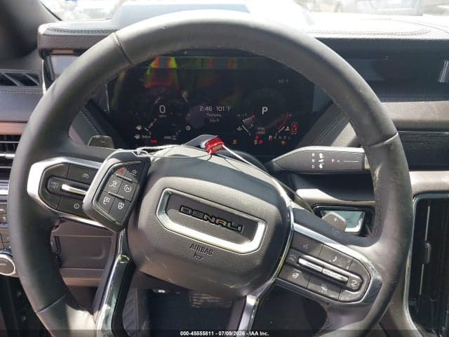 2025 GMC YUKON 4WD DENALI 11