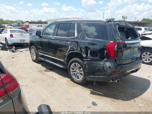 2025 GMC YUKON 4WD DENALI 3