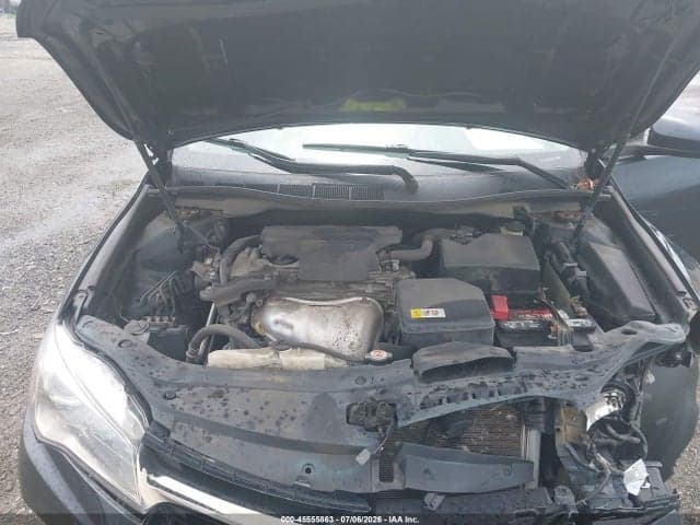 2017 TOYOTA CAMRY SE 10