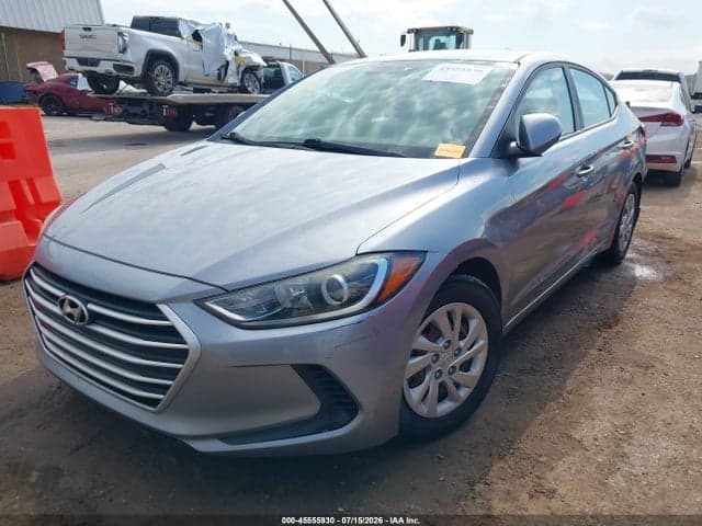 2017 HYUNDAI ELANTRA SE 2