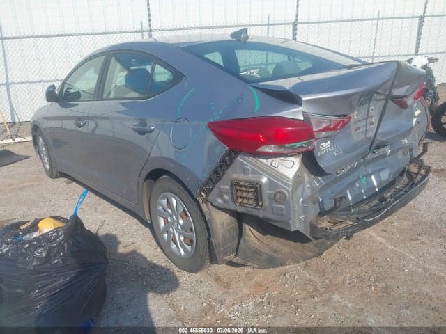 2017 HYUNDAI ELANTRA SE 3