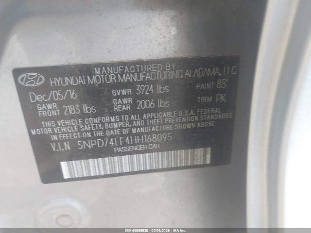 2017 HYUNDAI ELANTRA SE 9