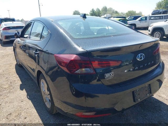 2020 HYUNDAI ELANTRA SEL 3