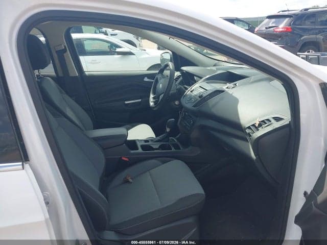 2017 FORD ESCAPE SE 5