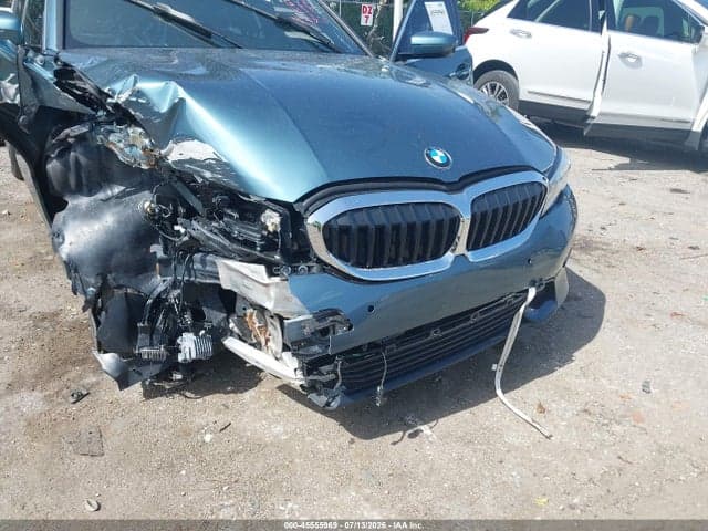 2019 BMW 330I 13