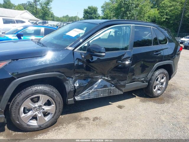 2022 TOYOTA RAV4 HYBRID LE 6