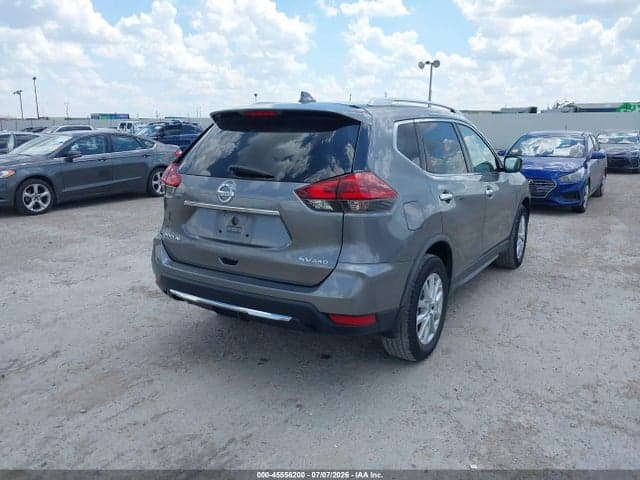 2018 NISSAN ROGUE SV 4