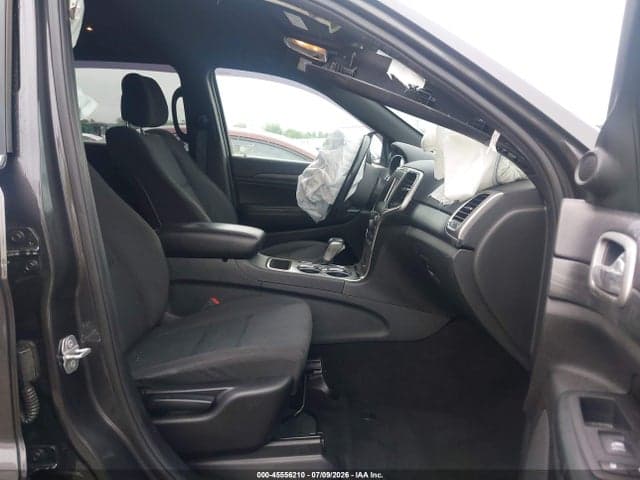 2019 JEEP GRAND CHEROKEE LAREDO E 4X4 5