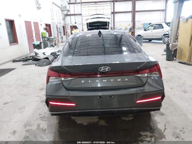 2024 HYUNDAI ELANTRA SEL 16