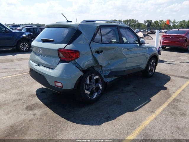 2026 HYUNDAI VENUE SEL 4