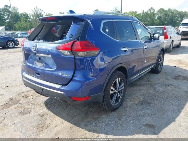 2017 NISSAN ROGUE SL 4