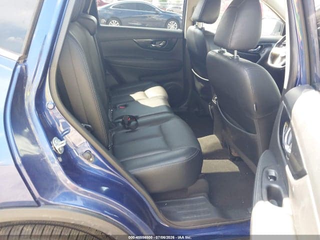 2017 NISSAN ROGUE SL 8