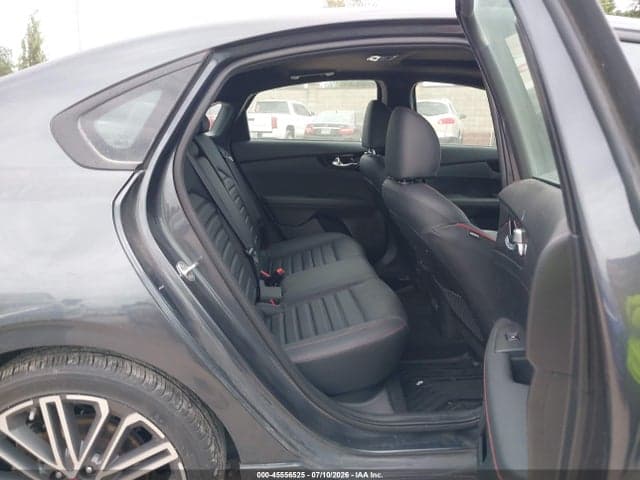 2024 KIA FORTE GT 8