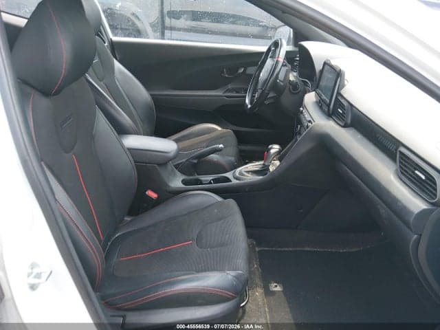 2019 HYUNDAI VELOSTER 2.0 PREMIUM 5