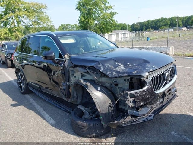 2021 VOLVO XC90 T6 MOMENTUM 7 PASSENGER
