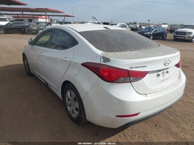2016 HYUNDAI ELANTRA SE 3